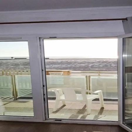 In Front Of The Sea By Interhome Gafanha da Encarnação